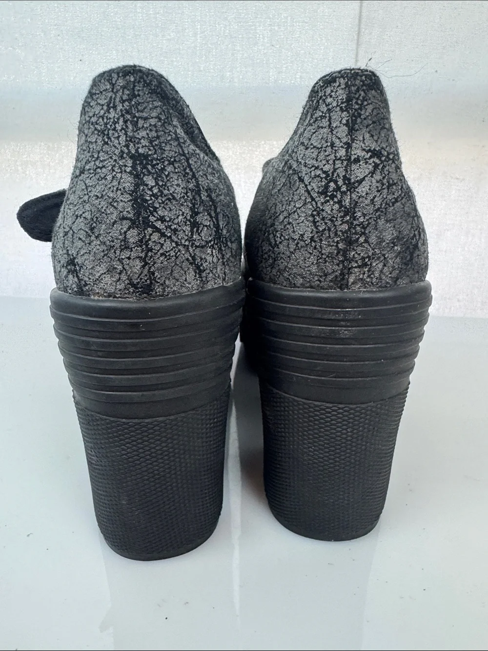 JC Play Jeffery Campbell Gray Black Marbled T-Strap buckle Platform Heels  Size8